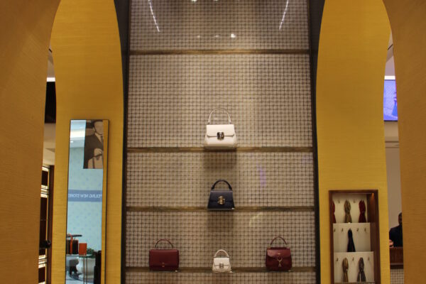 SERAPIAN MILANO (1) SERAPIAN MILANO (1)