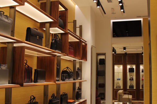 SERAPIAN MILANO (2) SERAPIAN MILANO (2)