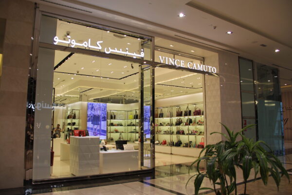 VINCE CAMUTO VINCE CAMUTO